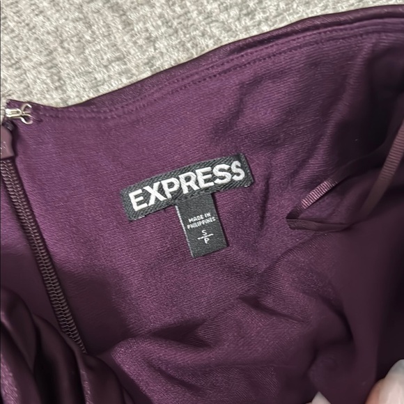 Express Elegant Purple Women's Dress Sz S - Picture 2 of 3